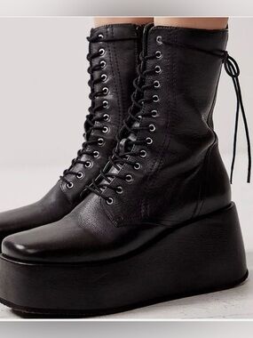 Free People Arlyn Platform Boots black size 7 1/2